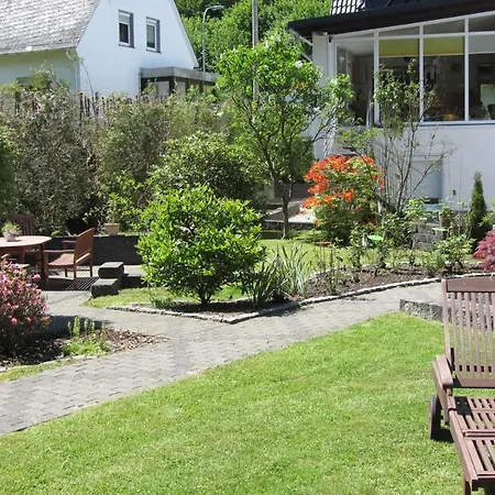 بيت ضيافة Zum Rothaarsteig Netphen