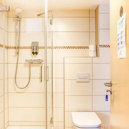 Zum Rothaarsteig ゲストハウス 3*