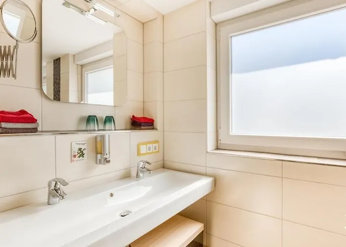 Zum Rothaarsteig Guest house